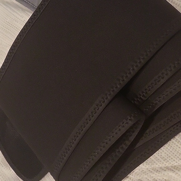 Hyaluxe waist training wrap  NEW!!!! - Picture 1 of 2